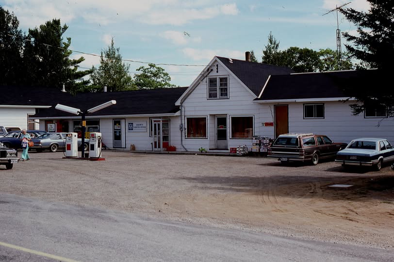 Buies General Store Spring Bay
